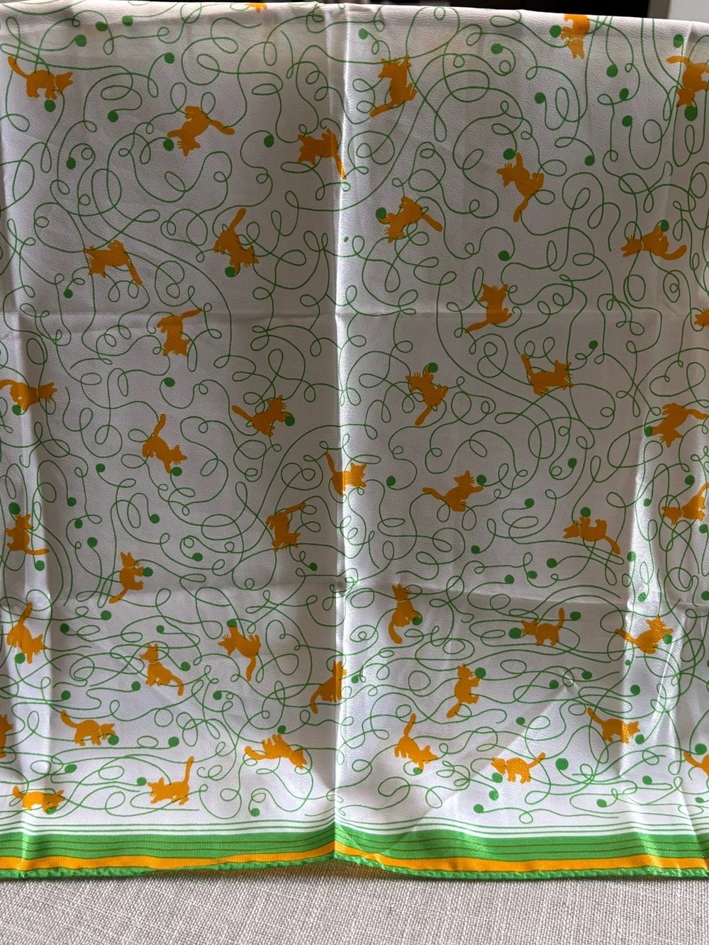 Vtg Cat Print Polyester Scarf Retro Mod Kitty Scarf Green & Gold Novelty Square